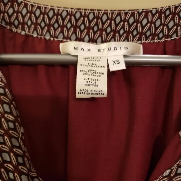 Max Studio Burgundy Pattern Long Bell Sleeve Dress - Picture 3 of 4